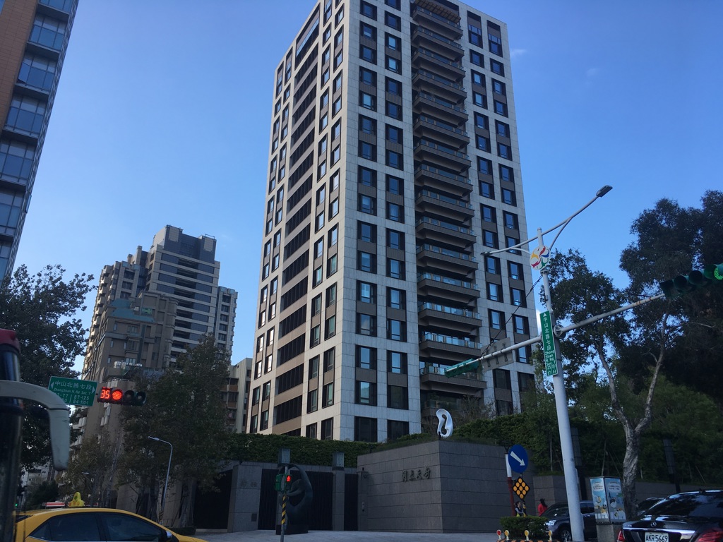 「國泰天母」 近期出現實價揭露。(圖/台灣房屋提供)