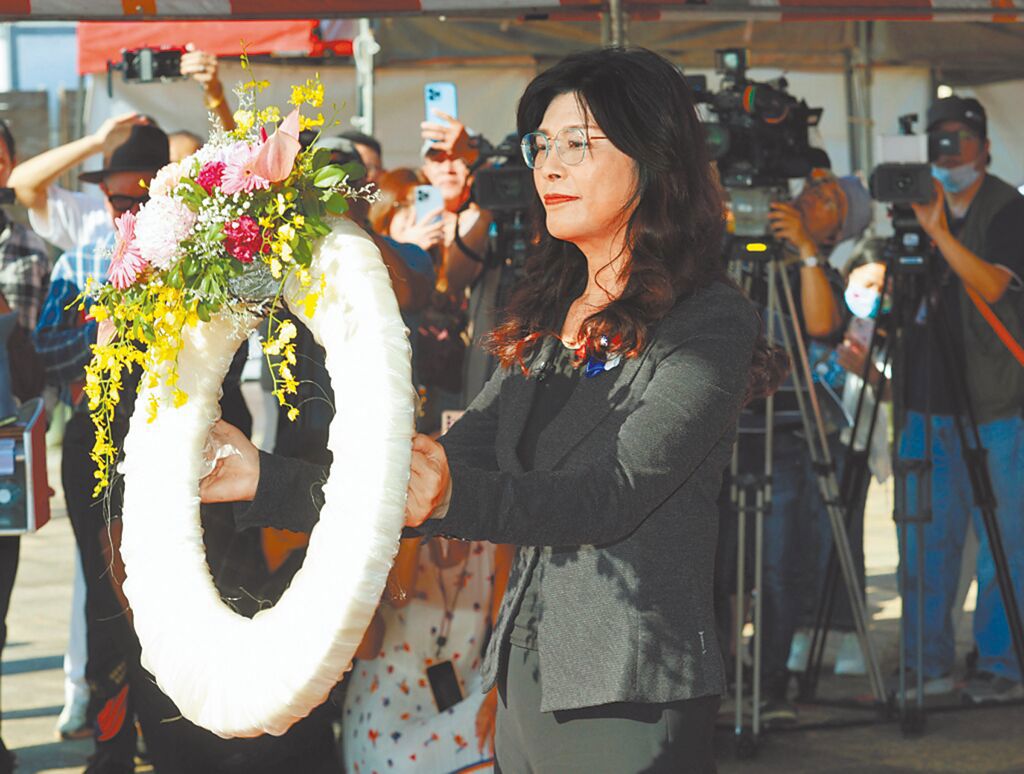 曝藍委期望鄭麗文發揮1本事 郭正亮:所有人都幫妳拍手