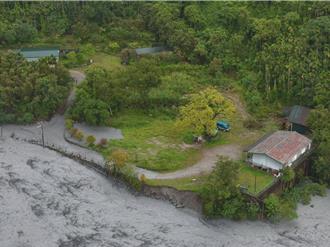 馬太鞍溪堤防破口釀災 明利村民怒吼：這不是人禍什麼才是