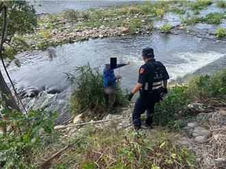 鳳凰來襲烏溪水勢險 台中釣魚伯淡定拋竿：沒注意水變急