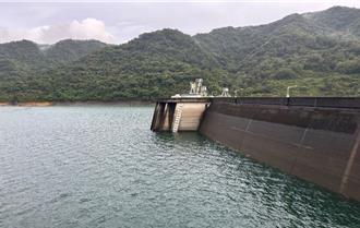 鳳凰颱風助攻！翡翠水庫逼近滿水位 今晚7時起調節放水