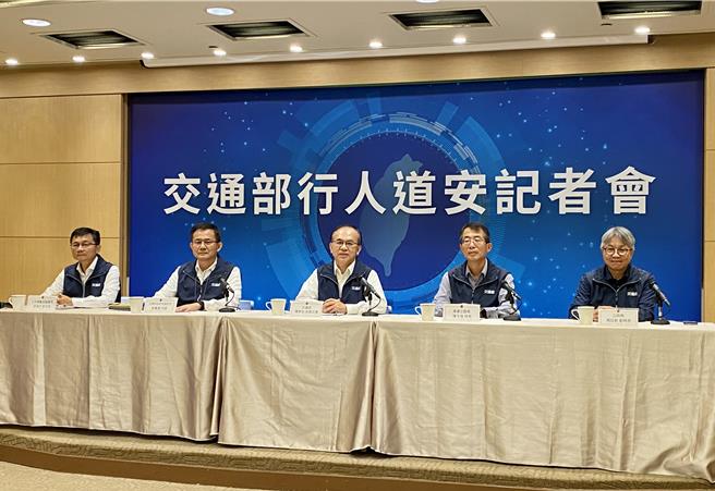 交通部12日公布今年1至8月全台交通事故数据。（蔡明亘摄）