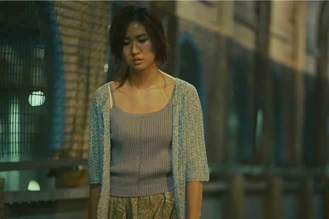 9m88饰演的「女人」，人生既压抑又充满无奈。（甲上娱乐提供）