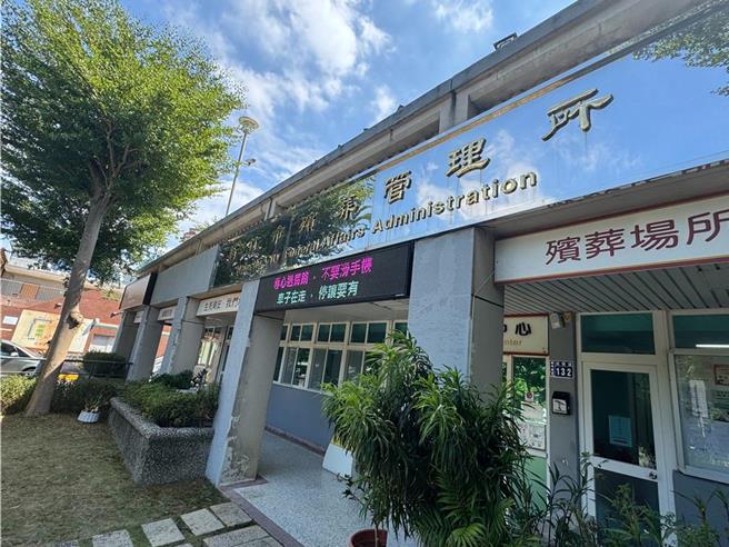 网友匿名爆料新竹市殡葬管理所有员工偷拍遗体，新竹市府严正驳斥此为谣言，是承包业者员工所涉个人不当行为。（本报资料照片）