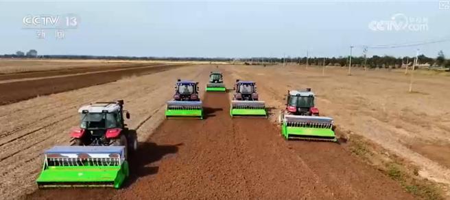 陸秋糧收購量逾1億噸新技術＋新設備助力秋冬播種。（大陸央視）