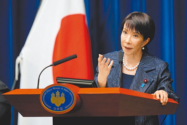 日本首相高市早苗7日拋出「台灣有事」論後，挑動陸日最敏感的政治神經。（路透）