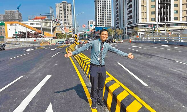 台南市议员沈震东担任2届议员后，2026年弃选准备高唱从军乐。（沈震东提供／程炳璋台南传真）