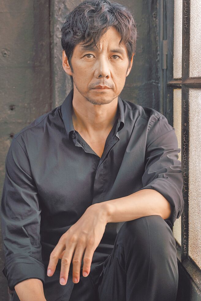 日本金像奖影帝西岛秀俊将来台会影迷，成为金马红毯焦点。（金马提供）