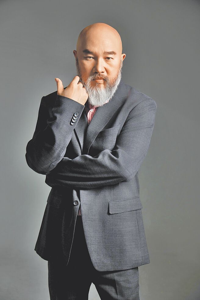 辛龍推出兩首單曲，時隔5年回歸演藝圈。（自然音樂提供）