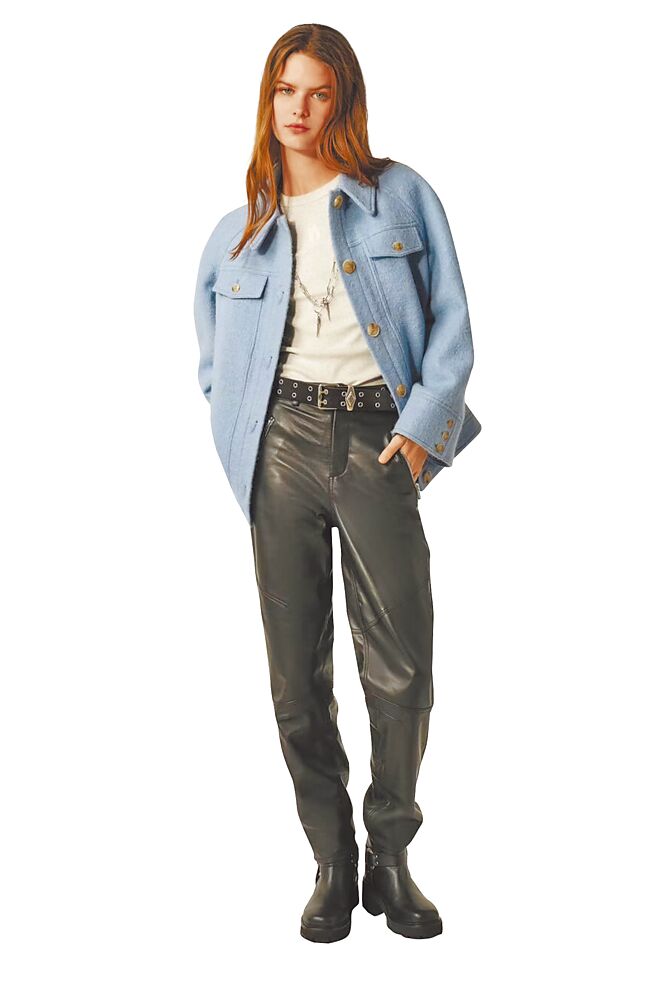 SOGO復興館11月12日限日限量ba&sh KENDY毛呢外套，原價2萬660元，特價1萬1363元，限10件。（SOGO提供）