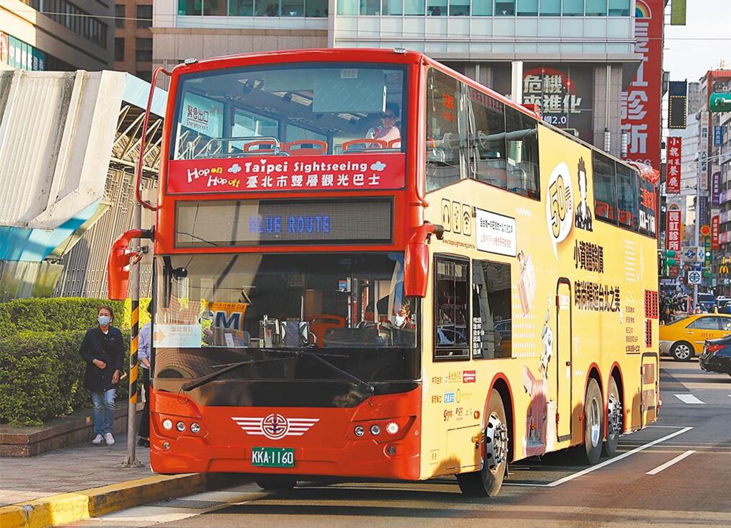 客運駕駛缺逾2千人 交通部擬開放雙層巴士上國道救急