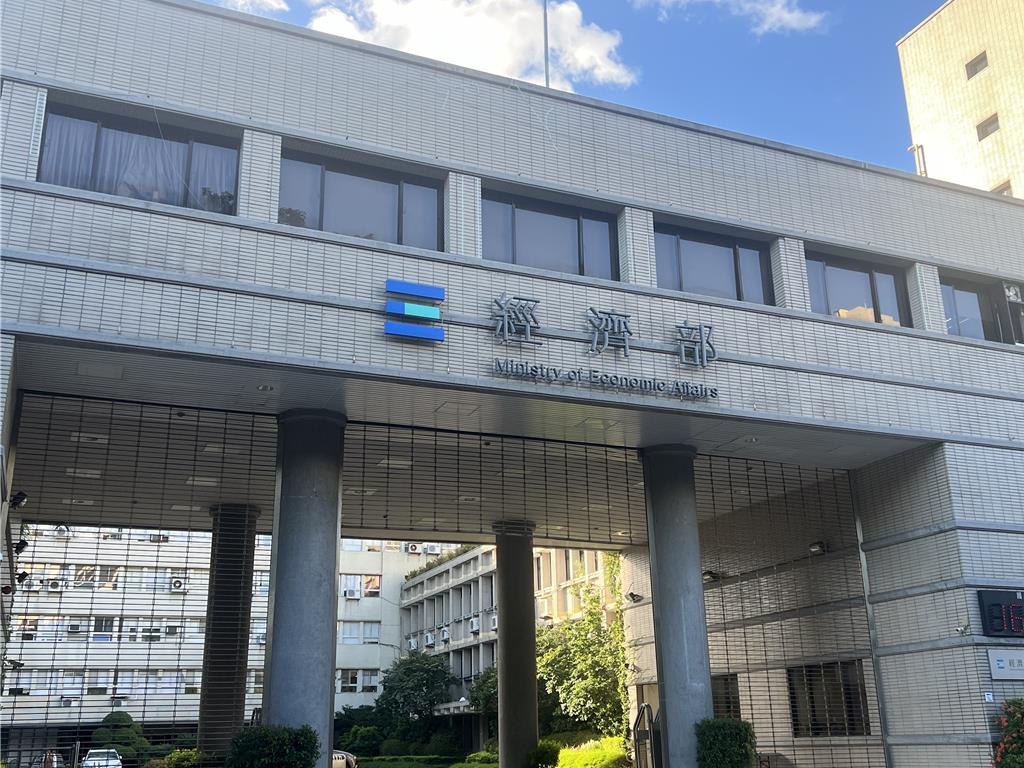 傳美方開口我投資金額需介日韓之間 經長龔明鑫避談