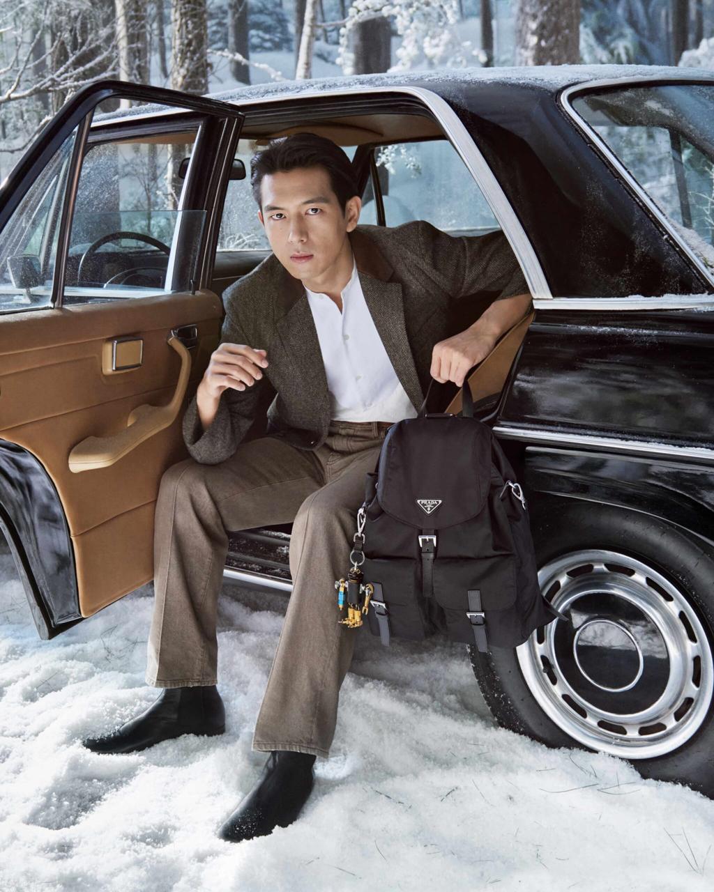 PRADA佳節系列廣告，找來李現來演繹。(PRADA提供）