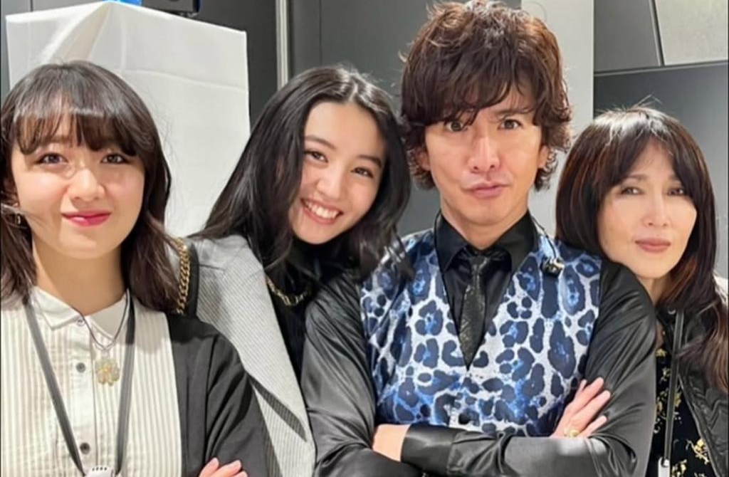 日本天王木村拓哉今迎來53歲生日,女兒在社群上發文送祝福。(摘自木村光希IG)