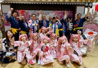 遠百「弘前市文化物產嘉年華」巡迴登場 青森蘋果、仿真蛋糕飄香