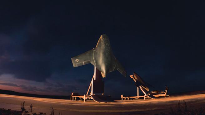 X-BAT將借助奇異公司的發動機技術，實現垂直起降、空戰機動與航程性能指標。（取自Shield AI網站）