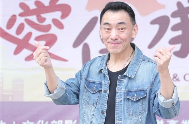 徐亨表示目前活着的意义，只剩努力还债。（图／罗永铭摄）