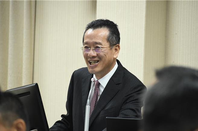 针对AIT拜会郑丽文谈台海立场，顾立雄今表示，希望不分朝野都支持国防预算逐步增加，同时结合友盟达到共同吓阻。（刘宇捷摄）