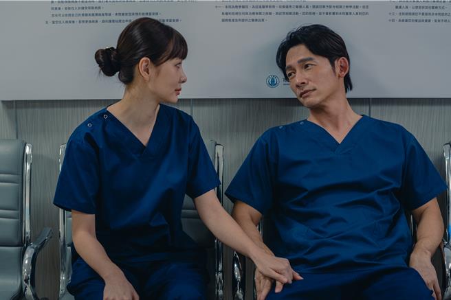 安心亚（左起）成温升豪最美后援，上演治癒系爱恋。（六鱼文创提供）