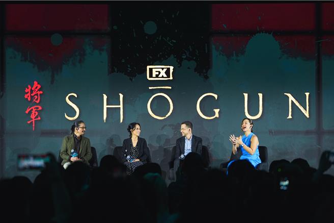 真田广之（左起）、瑞秋近藤、贾斯汀马克斯为《幕府将军》造势。（Disney＋提供）