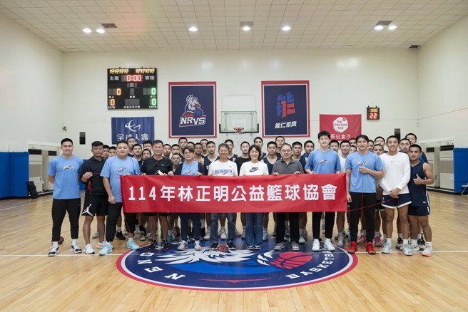 首場大手拉小手籃球教育訓練活動在能仁家商舉辦。(林正明公益籃協提供)