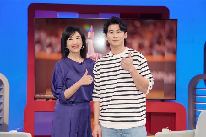 陈杰宪（右）接受方念华专访。（TVBS提供）