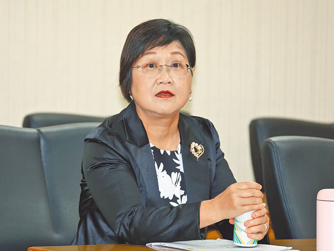 亞洲台灣商會聯合總會12月將在新加坡舉行理監事會議，僑委會委員長徐佳青12日透露，恐無法獲准入境。（姚志平攝）