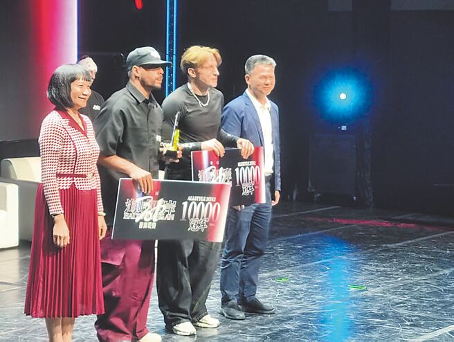 规模最大、规格最高！海峡两岸「舞」林盛会来袭。（张厚炜摄）