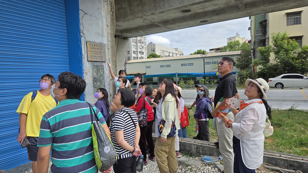 信義房屋社區一家彰化走讀 探索鐵路穀倉、花樹銀行