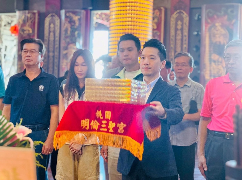 桃園市長選舉他呼聲高!有人甚至為他掛布條力挺