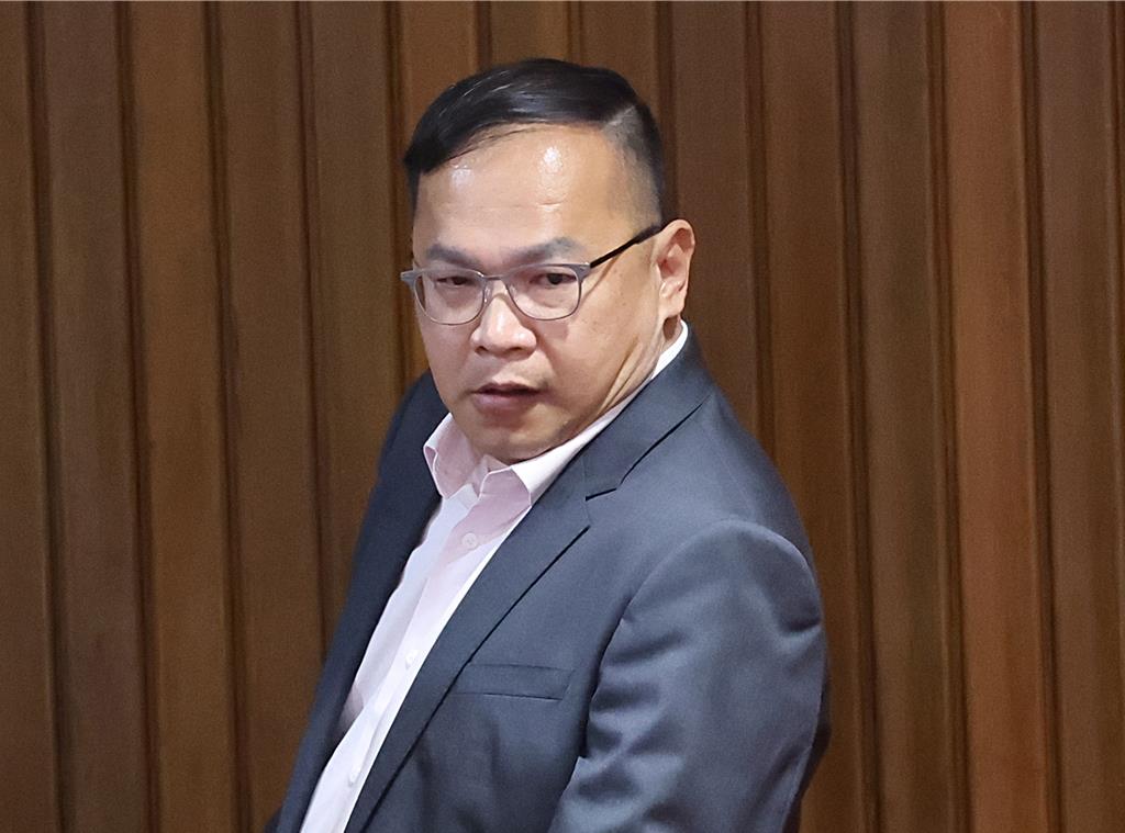 針對輝達總部將落腳北士科T17、T18，先前質有沒有圖利問題的立委王義川14日改口表示，台北市政府近幾個月修改了內部相關規定，這個方向都是對的。（姚志平攝）