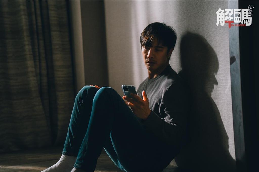 馬來西亞視帝搏命《解碼》 謝佳見危險戲親自上陣拒用替身