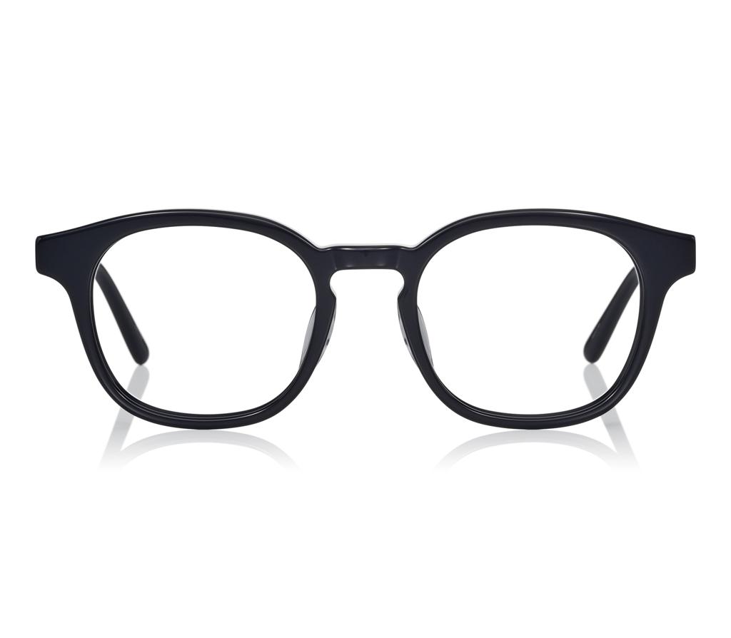 OWNDAYS「BACK in BLACK」系列，3790元。（圖／OWNDAYS）