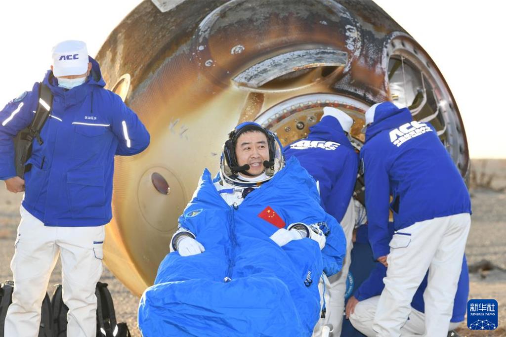 陸神舟20號平安返地球   陳冬在軌駐留逾400天破紀錄