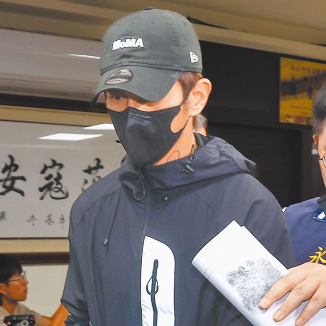 藝人閃兵案第3波，修杰楷昨日一早被檢警拘提到案。（中時資料庫）