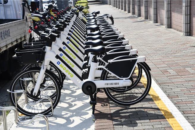 彰化縣每輛MOOVO公共自行車每月租借次數近49人次，未來將以火車站周邊或人口較多的城鎮優先建置。（葉靜美攝）