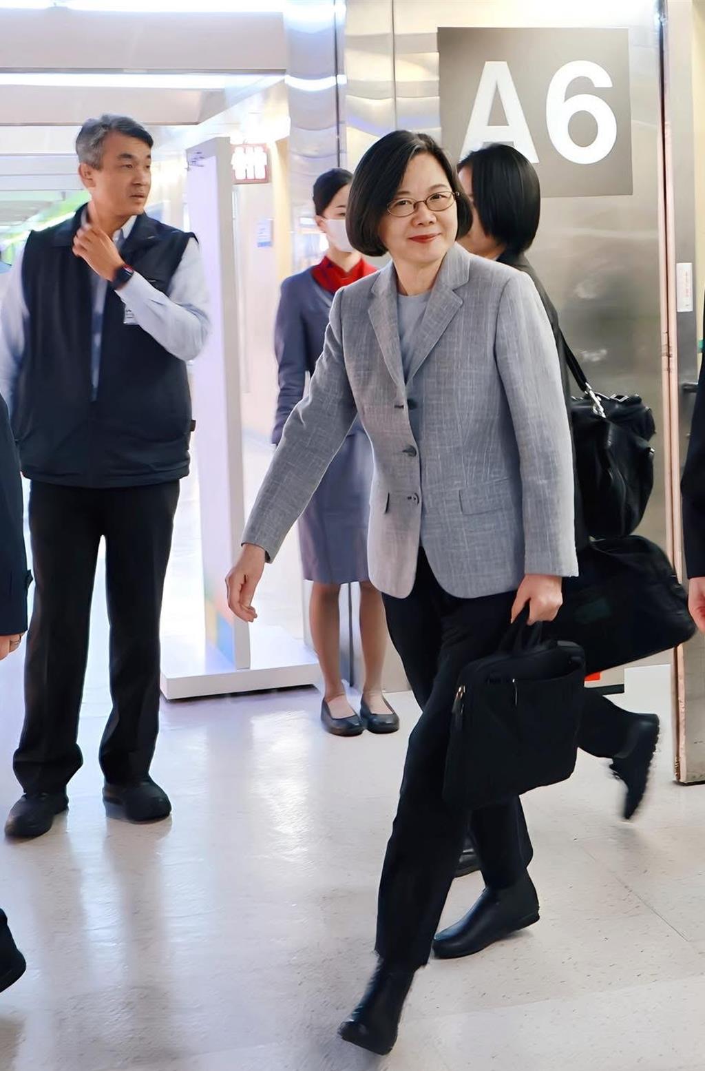 蔡英文結束訪歐行程 今返台:國家面前不該區分黨派 應團結一致