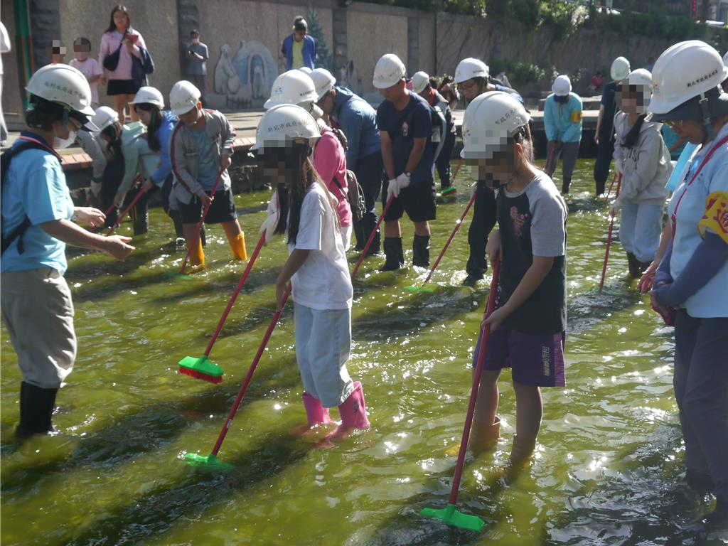 新莊中港大排清圳趣 年終大掃除一路清到12月