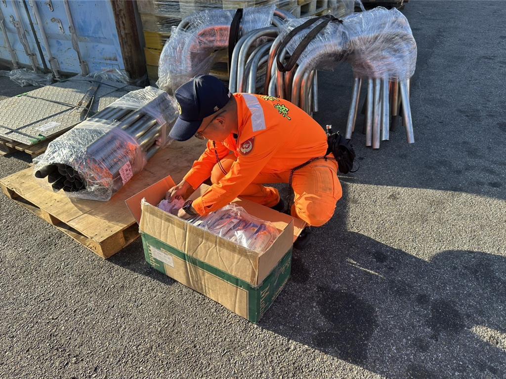 金門海巡截獲陸製農藥 強化邊境管制