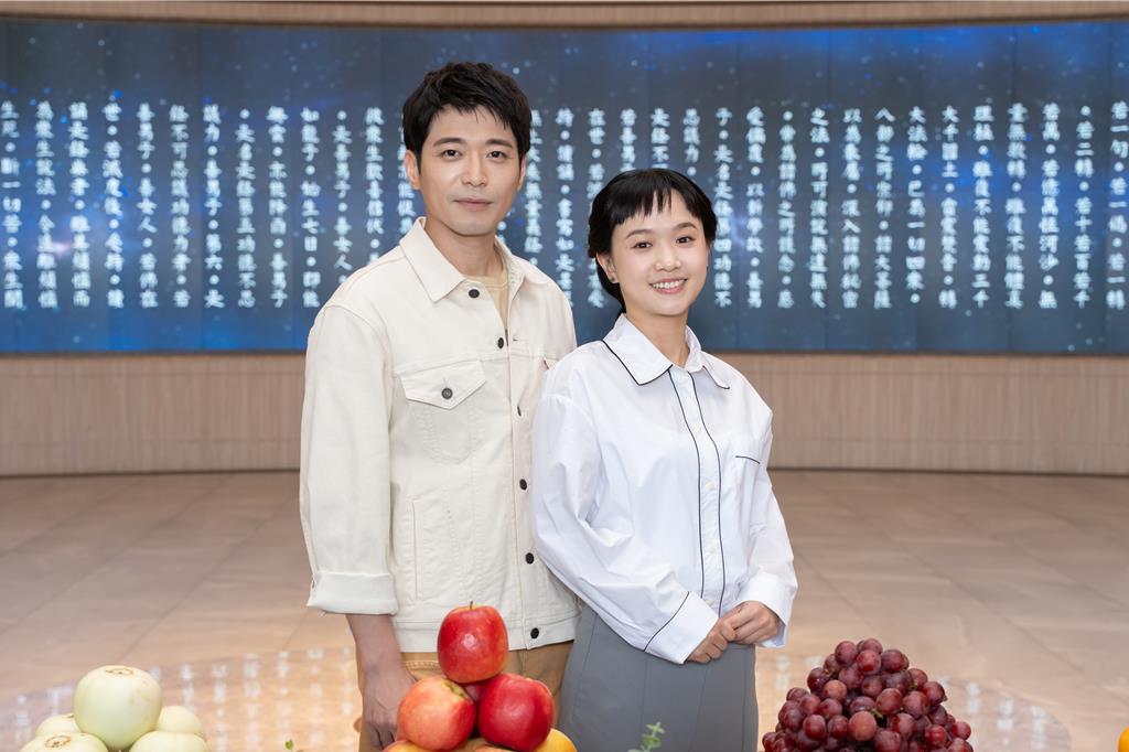 侯彥西、嚴正嵐演夫妻先追蹤IG！《大愛街二巷》大型棚景規模驚人