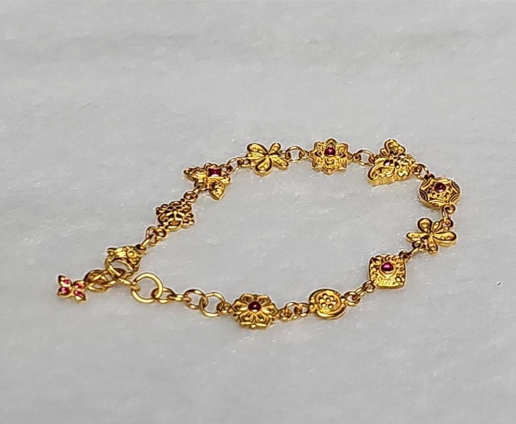 女大生賣6.5萬元金手鍊 面交慘被假買家騙