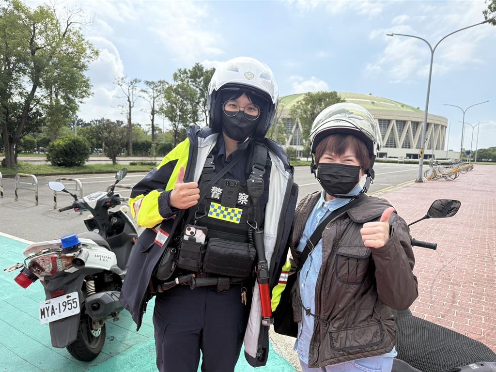 車輛沒油拋錨在上坡路段 龜山警解圍