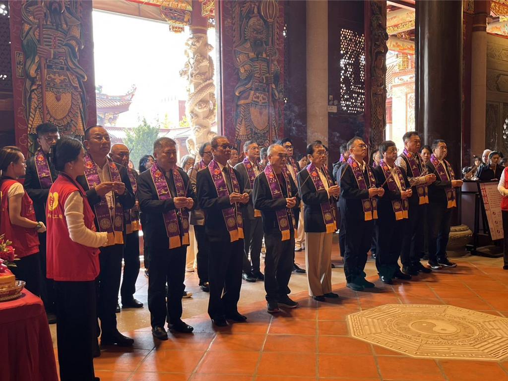 張榮恭參訪慧聚天后宮 提「和陸興台」概念