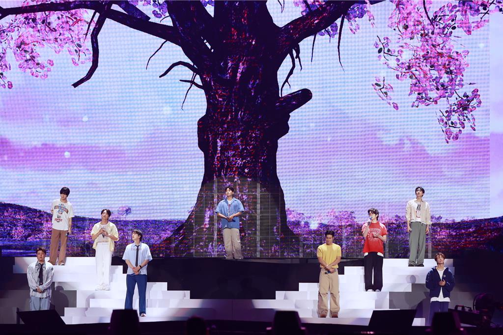 直擊》Super Junior大巨蛋DAY2!3萬人大合唱逼哭東海