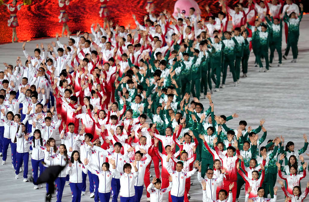 影》全運會焦點！機器人以「青銅句鑃」奏嶺南名曲   音色明亮悠揚