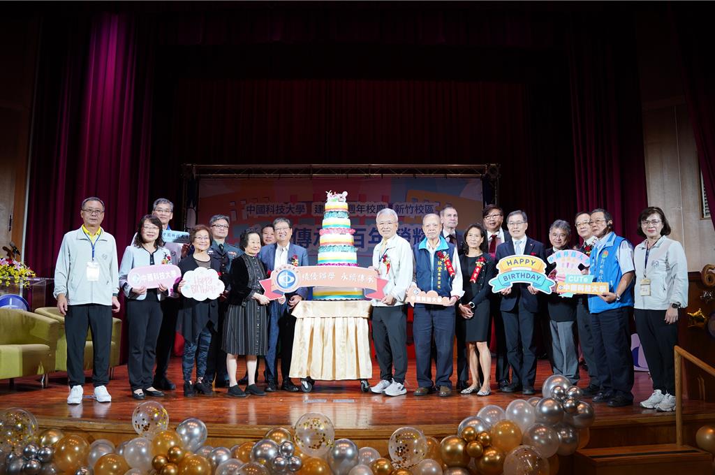 楊文科回母校喊「我愛中國科大」!勉學生:要上進先讀書