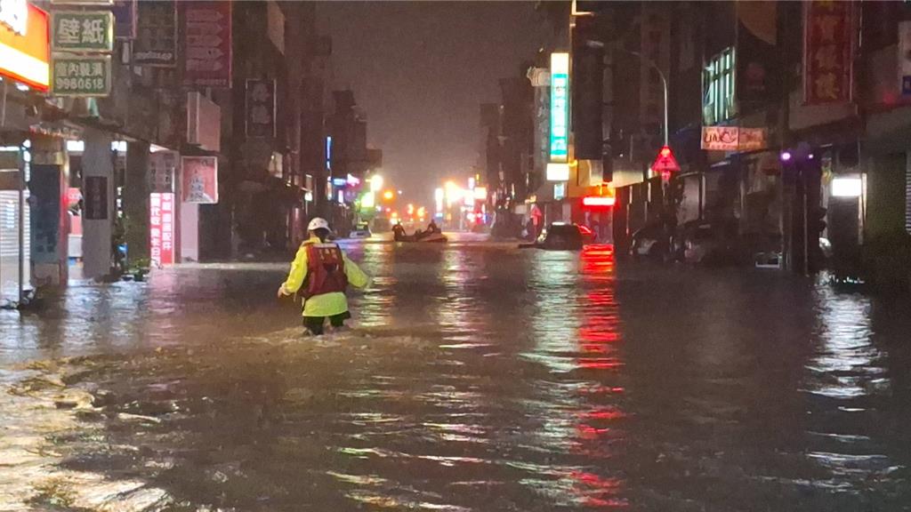 鳳凰颱風水災首例罹難！蘇澳獨居婦疑豪雨夜遭溺斃 鎮長慰問喪家