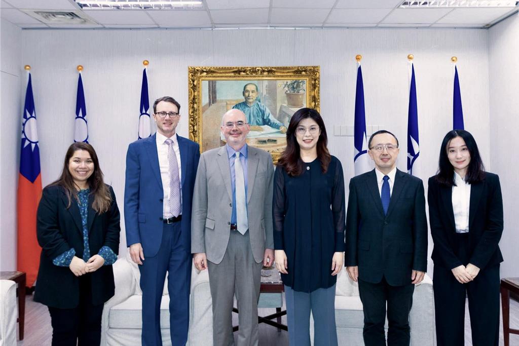 AIT公布谷立言與鄭麗文會談重點 重申美國維護區域和平承諾