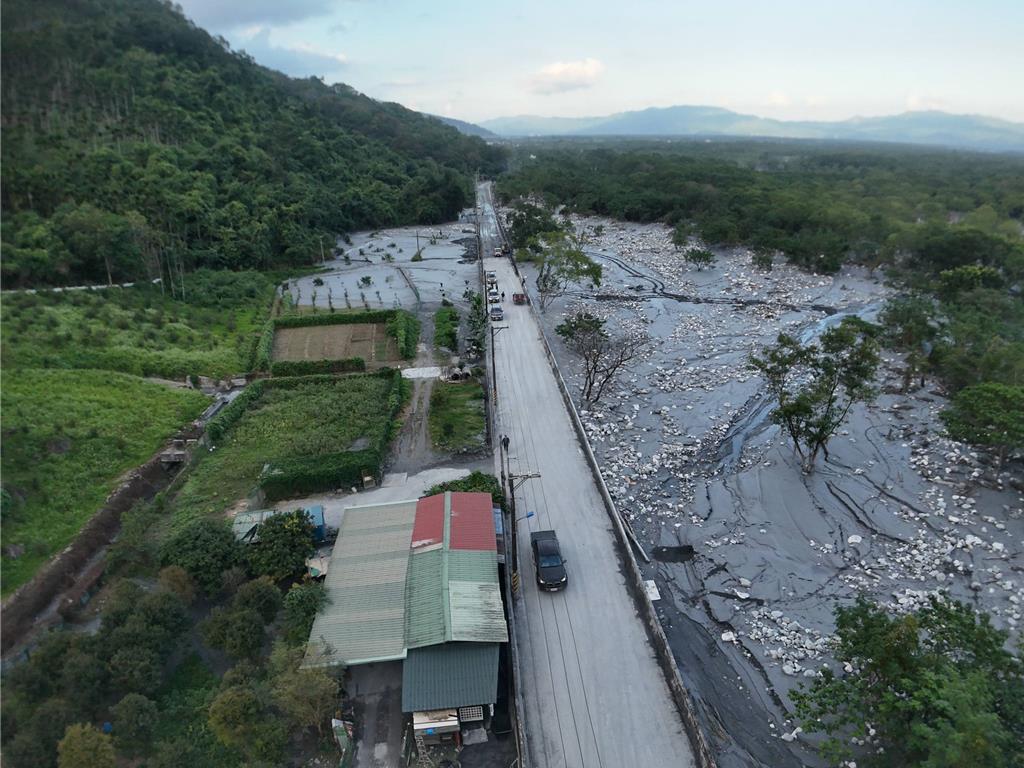 花蓮風災復原進度加速 花45線今搶通 馬太鞍溪橋便道估25日通行