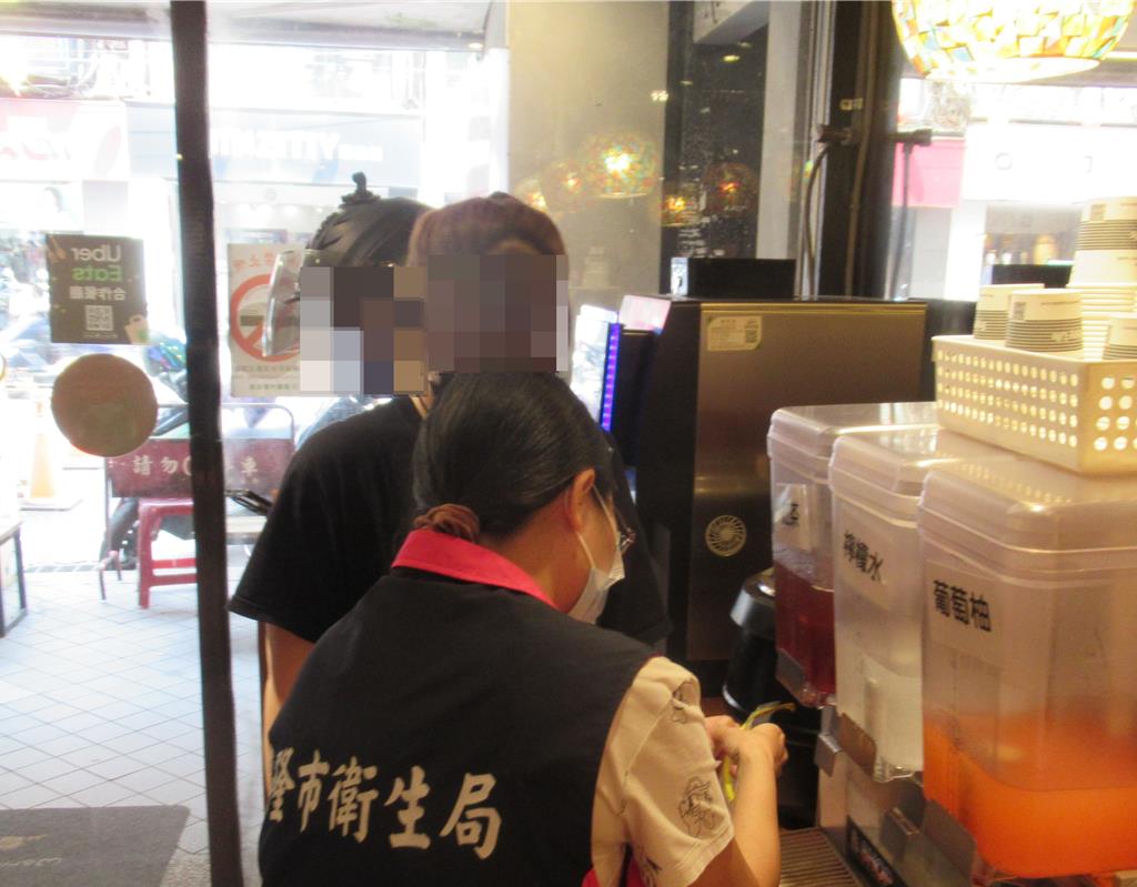 外送美食出包!4家不合格共罰12萬 這店「紅茶」腸桿菌超標85倍